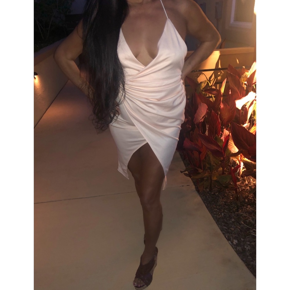 NWT Ruched Bodycon dress